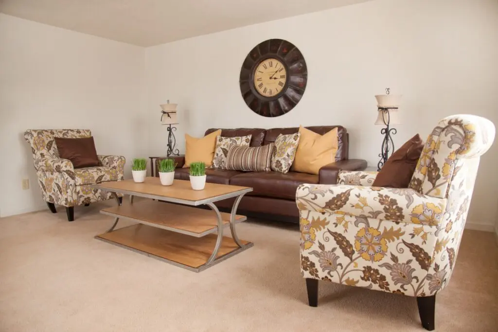 1 bedroom duplex - living room